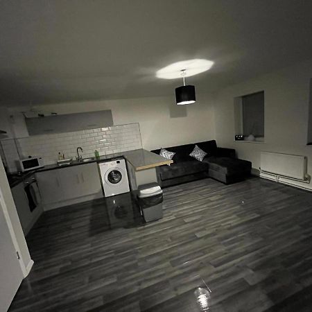 2 Bed Hengrove Villa Bristol Exterior photo